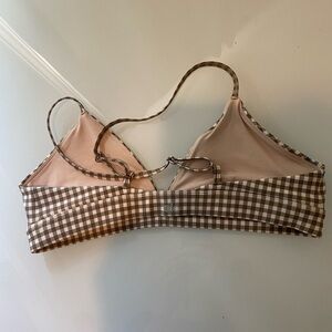 alo yoga sports bra / swimsuit